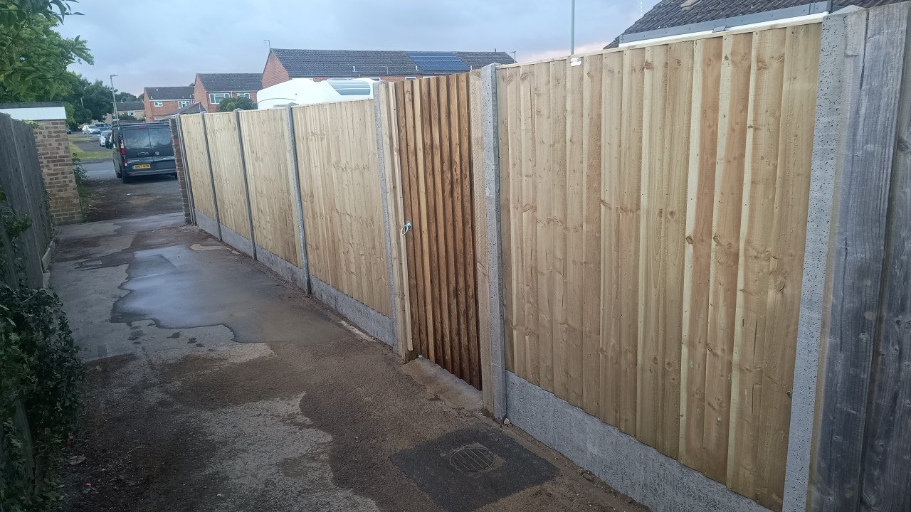 Beverley fence and patio
